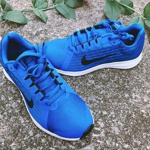 Nike | NWO Box Blue Tennis Shoes Size 5